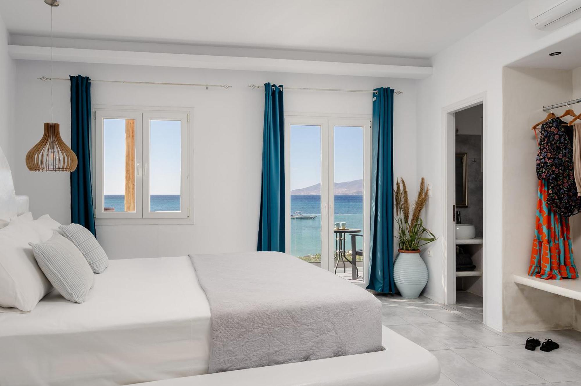 Manios Suites Agia Anna  Eksteriør bilde