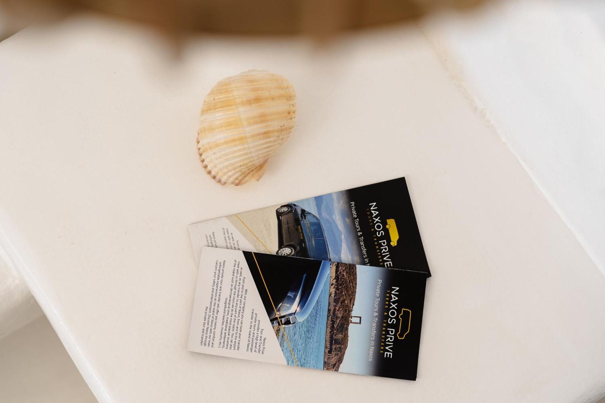 Manios Suites Agia Anna  Eksteriør bilde