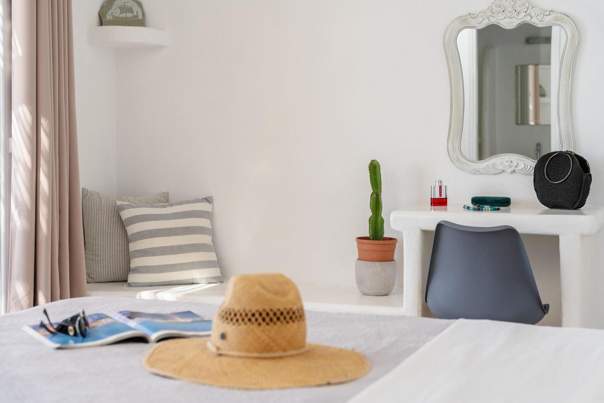 Manios Suites Agia Anna  Eksteriør bilde
